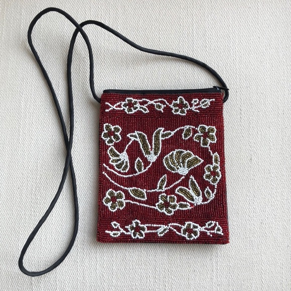 Handbags - BEAUTIFUL SMALL BEADED BAG